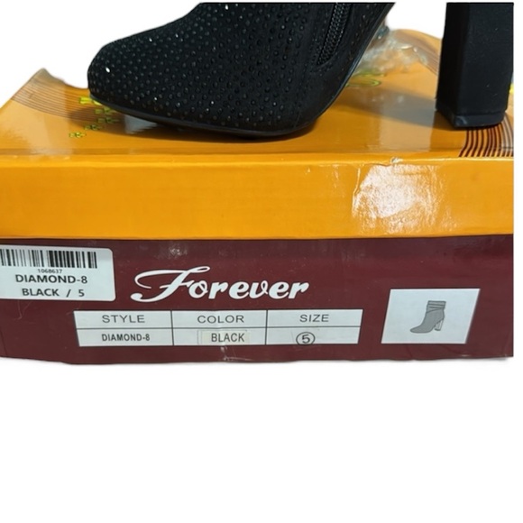 NanaMacs by Forever Flicker and Flash Rhinestone Sock Booties (Black) NWT size 5 - Picture 6 of 10